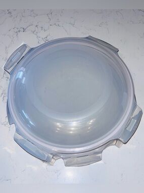 Lock & Lock air tight rubber ring clear round plastic lids only # 2-2/2 set 4